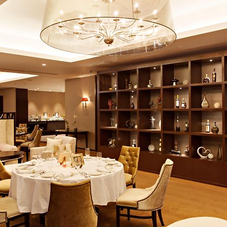 Joy Nostalg Hotel And Suites Manila Managed By The Ascott Limited Pasig City Esterno foto