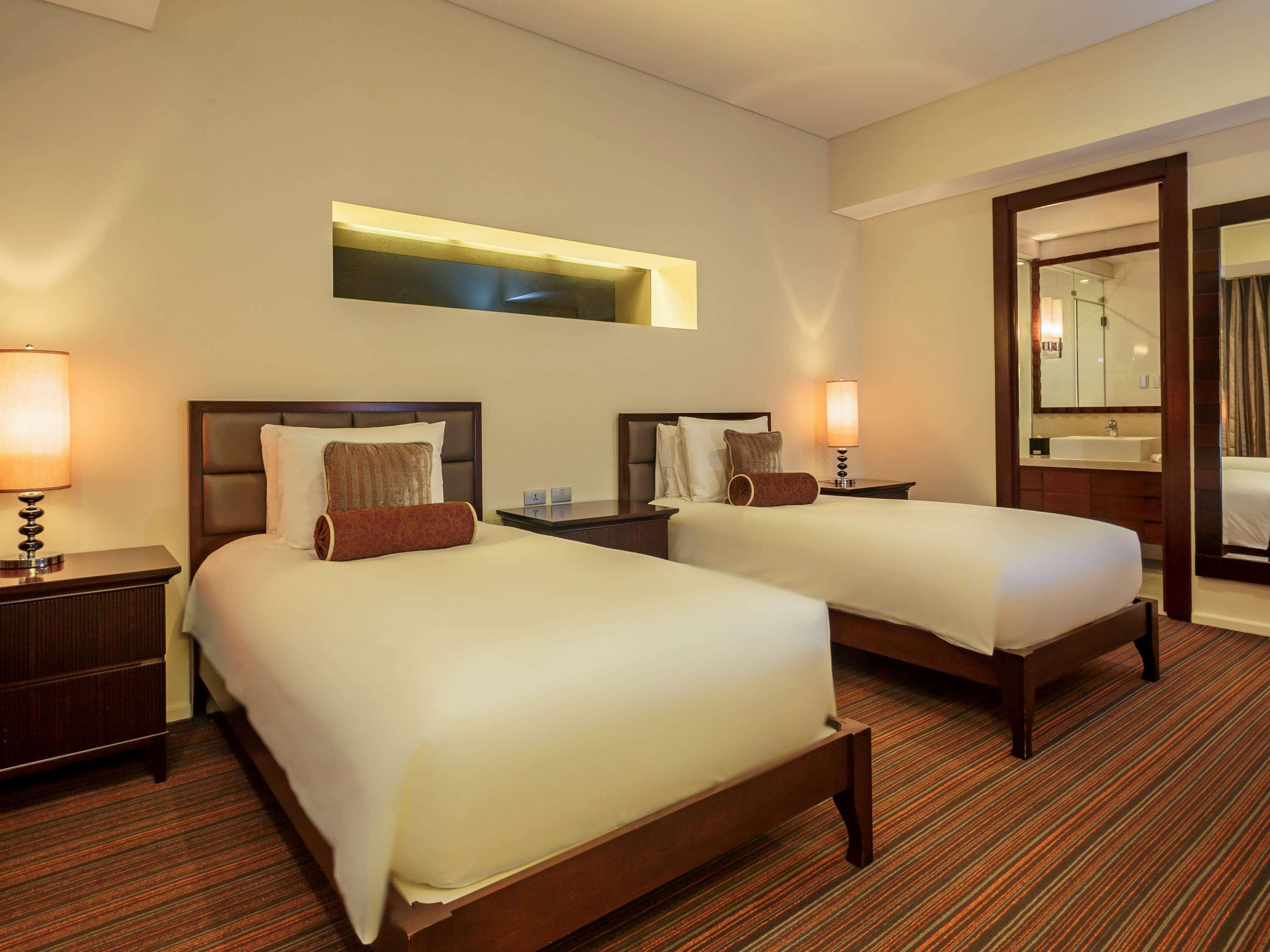 Joy Nostalg Hotel And Suites Manila Managed By The Ascott Limited Pasig City Esterno foto