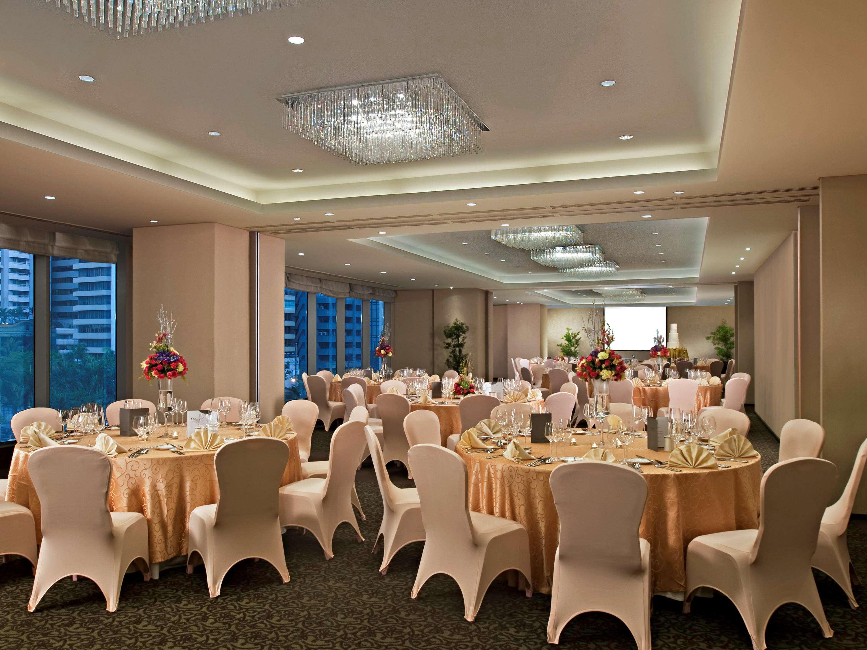 Joy Nostalg Hotel And Suites Manila Managed By The Ascott Limited Pasig City Esterno foto
