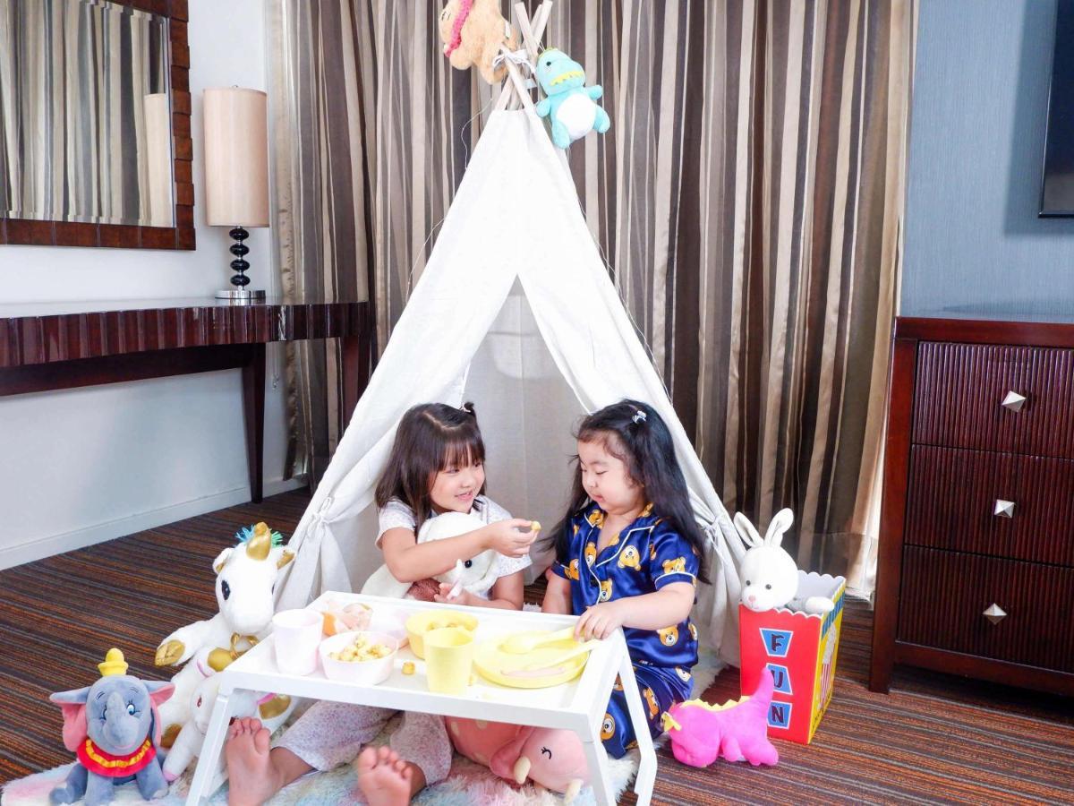 Joy Nostalg Hotel And Suites Manila Managed By The Ascott Limited Pasig City Esterno foto