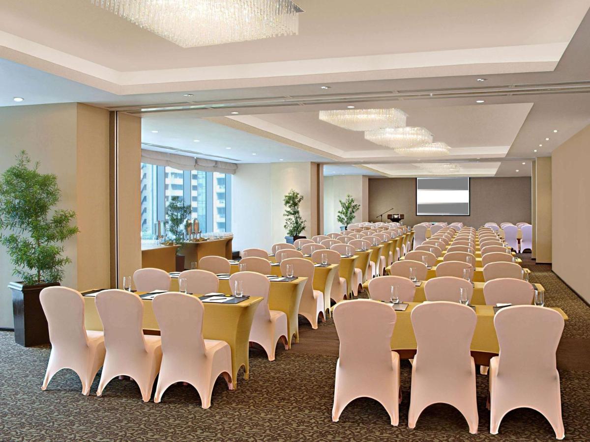 Joy Nostalg Hotel And Suites Manila Managed By The Ascott Limited Pasig City Esterno foto